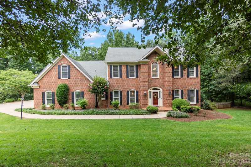 3899 Deer Run Dr NE, Conover, NC 28613