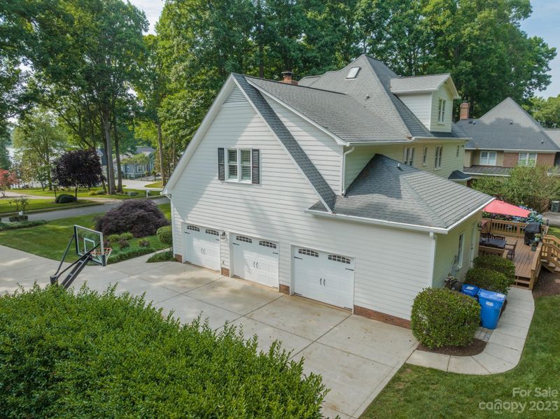 113 Beach Ln, Mooresville, NC 28117