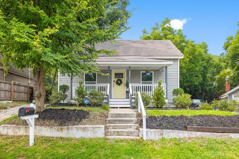 224 Academy Ave NW, Concord, NC 28025