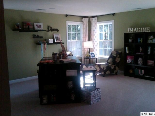 18214 Meadow Bottom Rd, Charlotte, NC 28277