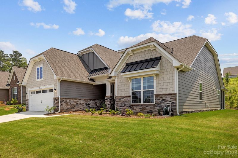 1352 Dali Blvd, Mount Holly, NC 28120