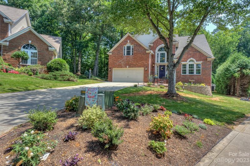 21200 Baltic Dr, Cornelius, NC 28031
