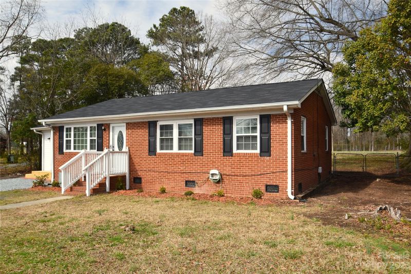 1809 Walkup Ave, Monroe, NC 28110