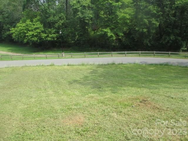 105 Riverside Dr #5, Cramerton, NC 28032