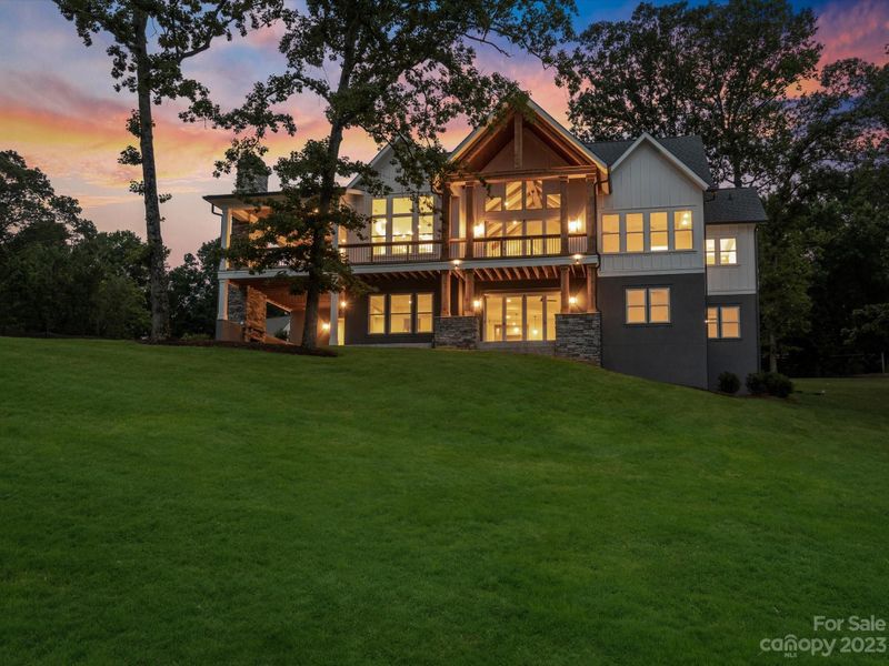 4990 Slanting Bridge Rd, Sherrills Ford, NC 28673