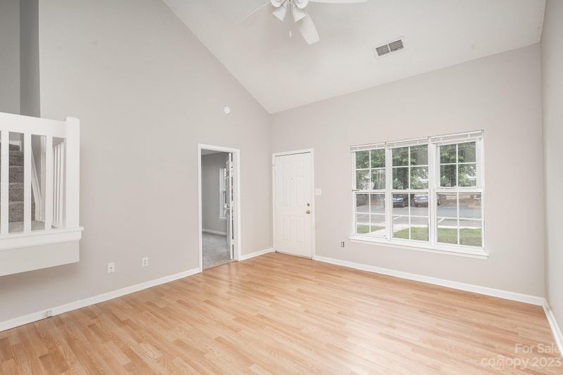 7633 Petrea Ln, Charlotte, NC 28227