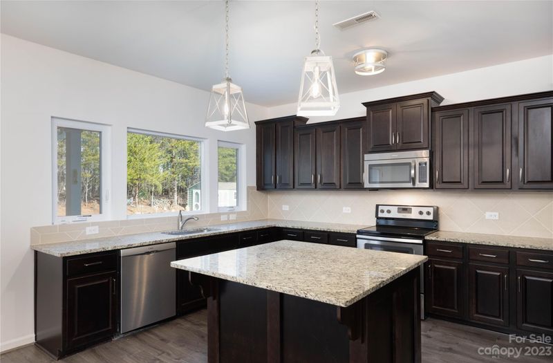 16236 Commodore Dr, Lancaster, SC 29720