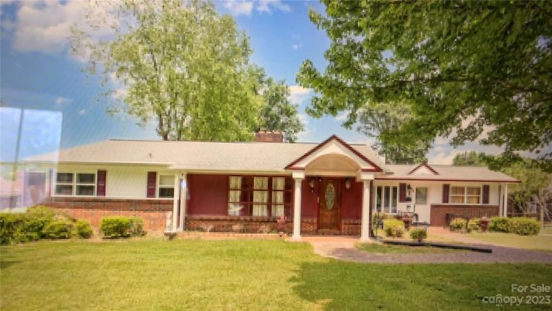 619 Mcbee St, Lincolnton, NC 28092