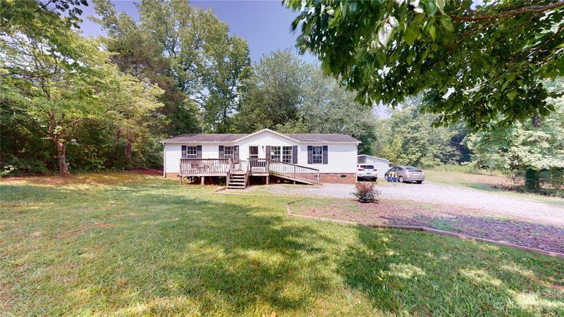 1311 Requa Rd, Cherryville, NC 28021