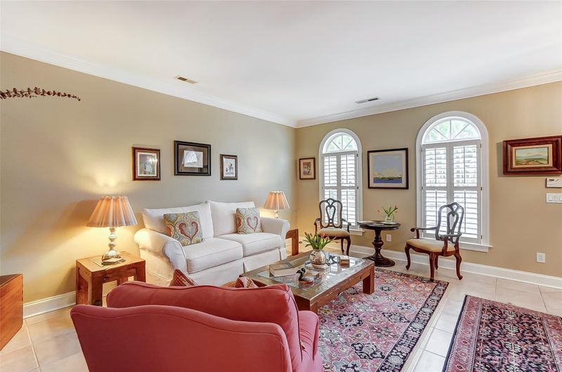 9331 Bonnie Briar Cir, Charlotte, NC 28277