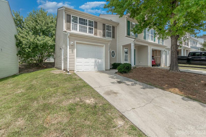 5338 Esther Ln #101, Charlotte, NC 28214