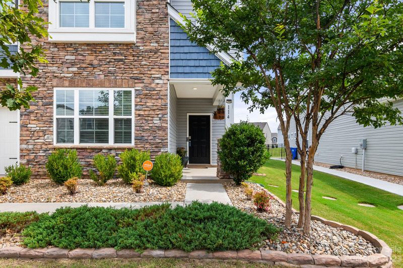 114 Sequoia St, Mooresville, NC 28117