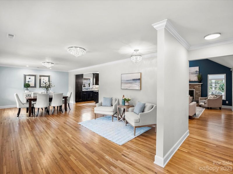 1715 Paddock Cir, Charlotte, NC 28209