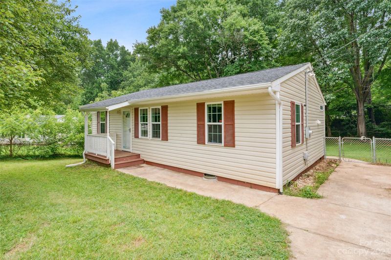 116 Sherrill Dr, Stanley, NC 28164