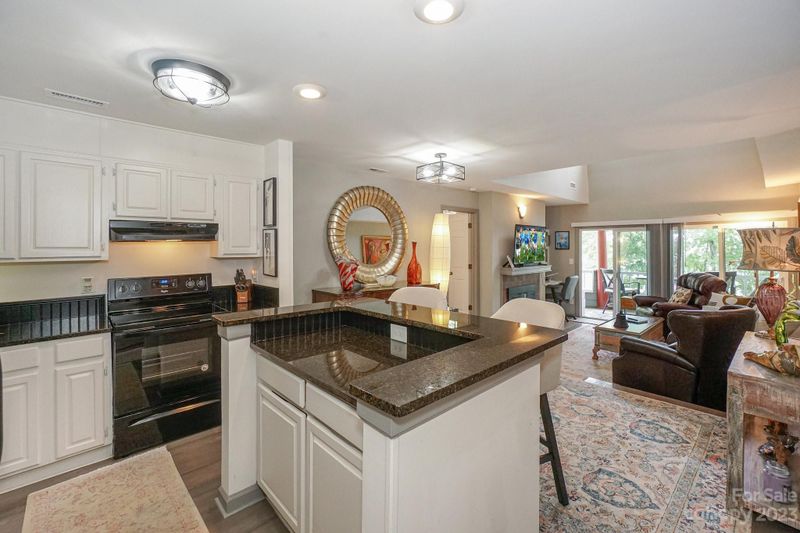 324 Northwest Dr, Davidson, NC 28036