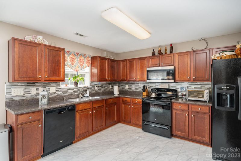 569 Dayton Rd, Rock Hill, SC 29732