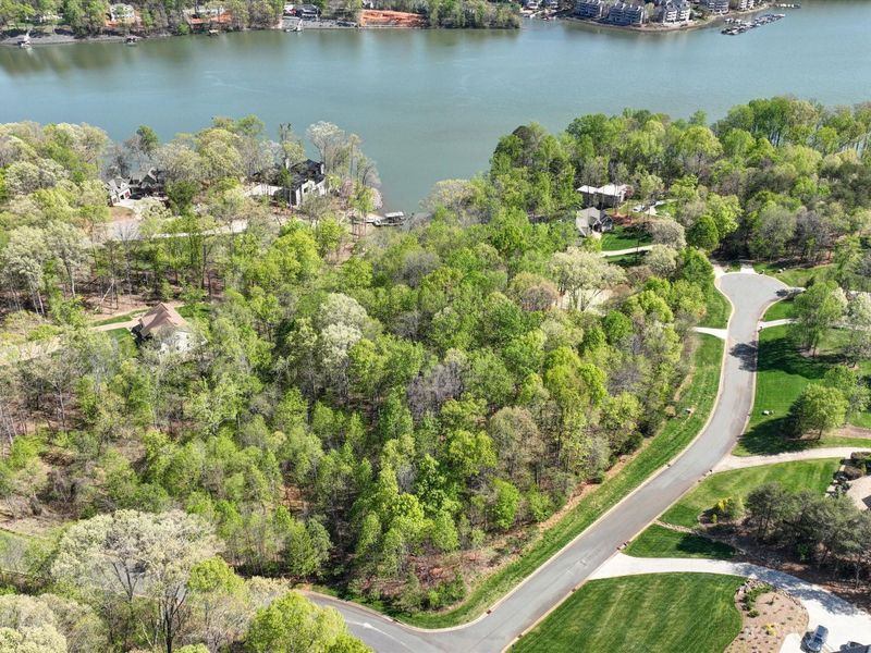 1103 Sawtooth Oak Ln, Belmont, NC 28012