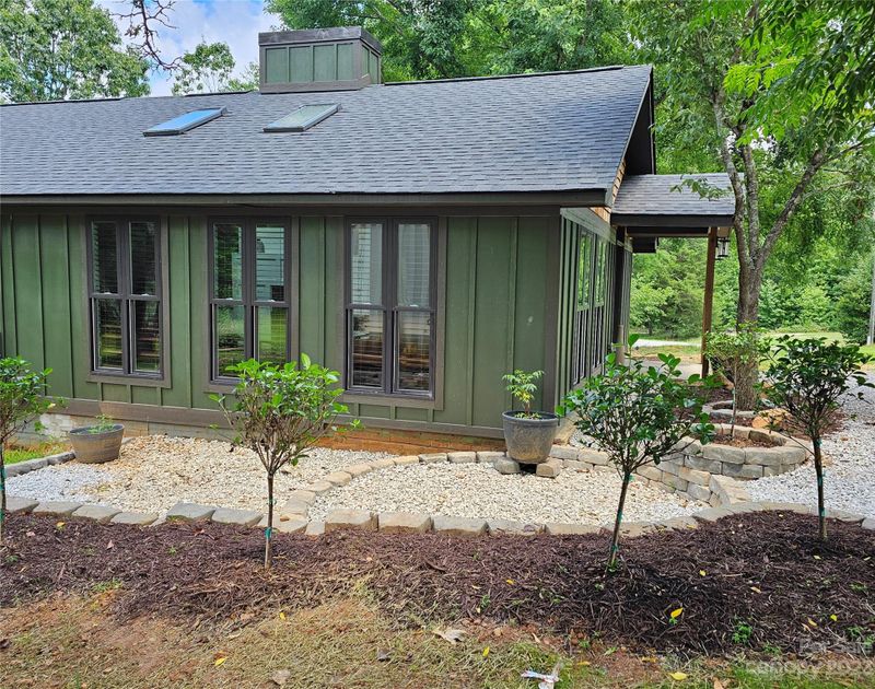 690 Leagan Dr, Blacksburg, SC 29702