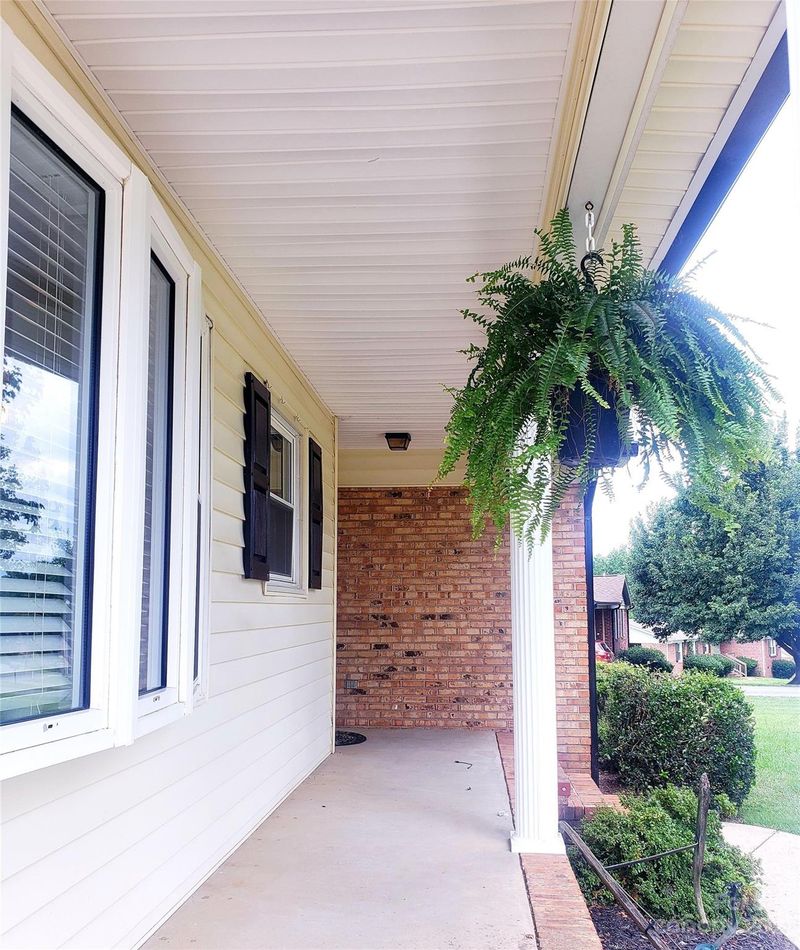 609 Lancer Ct NW, Concord, NC 28027