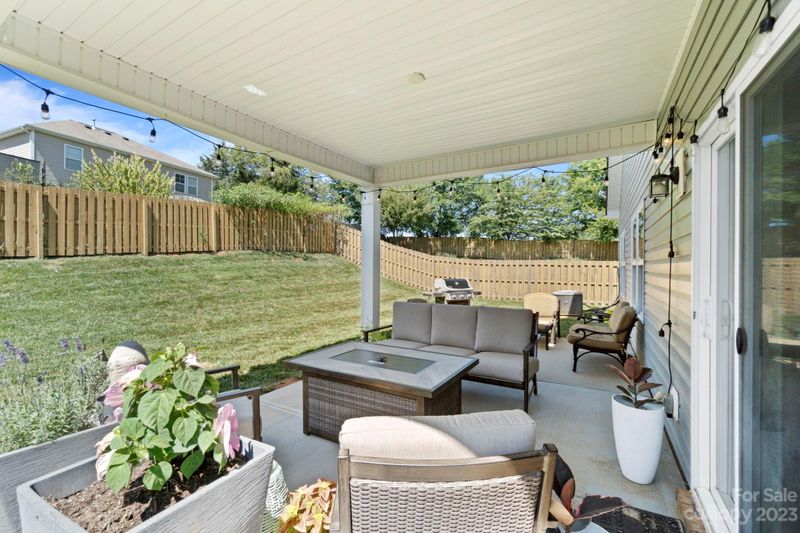 5211 Elementary View Dr, Charlotte, NC 28269