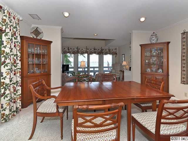 1876 Hagers Point Ln, Denver, NC 28037
