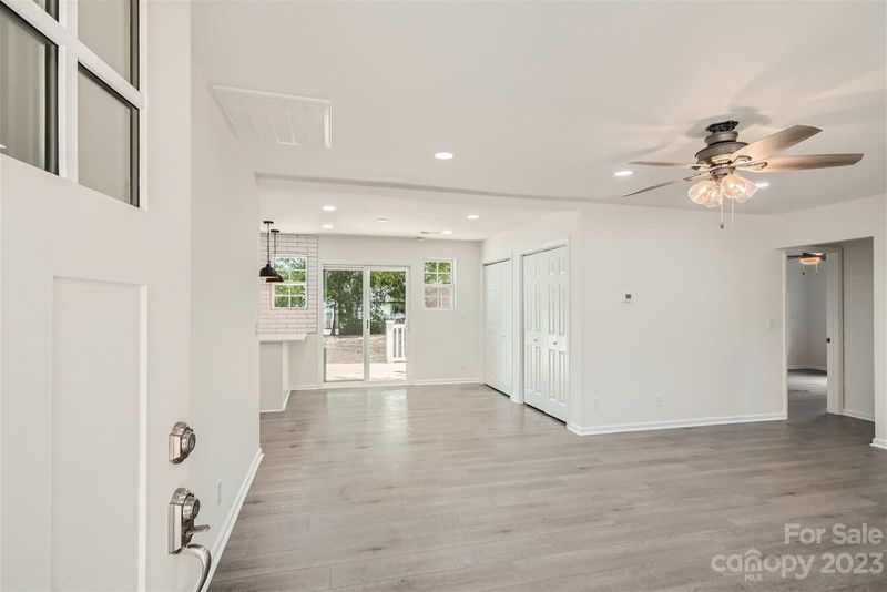 2805 Yahtzee Ln, Charlotte, NC 28208