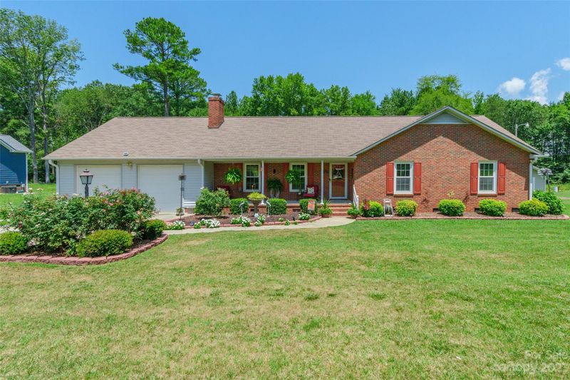 585 Schuyler Dr, Rock Hill, SC 29730