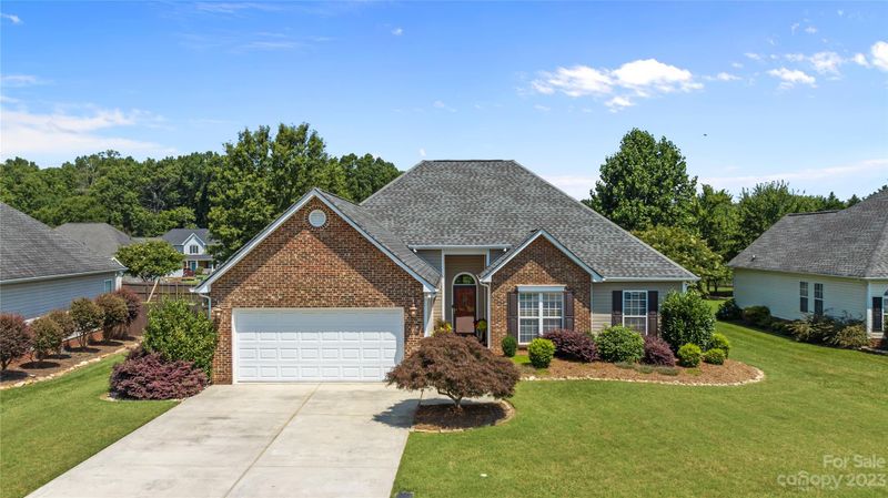 2009 Galena Chase Dr, Indian Trail, NC 28079