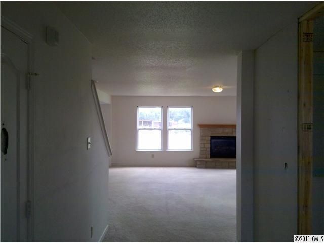 1716 Grove Tree Ln, Clover, SC 29710