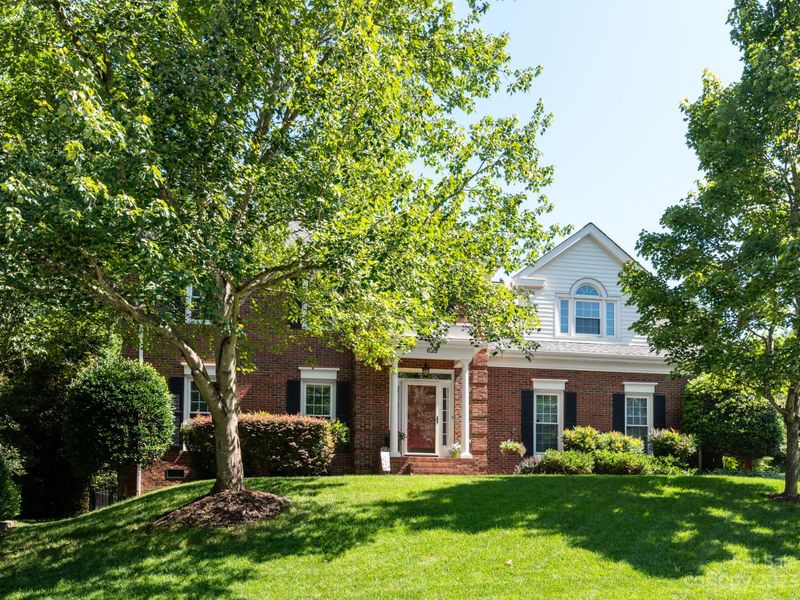 622 Laurel Fork Dr, Matthews, NC 28105