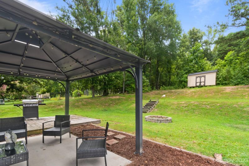 1302 Bethpage Rd, Kannapolis, NC 28081
