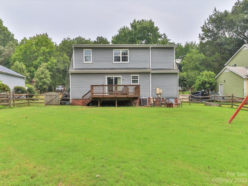 10429 Camelback Cir, Charlotte, NC 28270