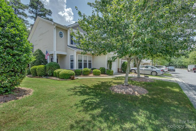 2069 Calloway Pines Dr, Tega Cay, SC 29708