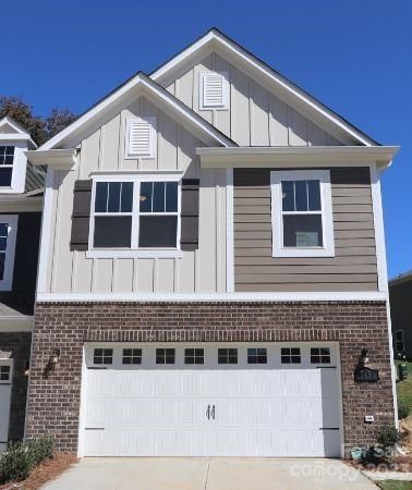 3451 Bernbrooke Shadow Ln, Charlotte, NC 28269