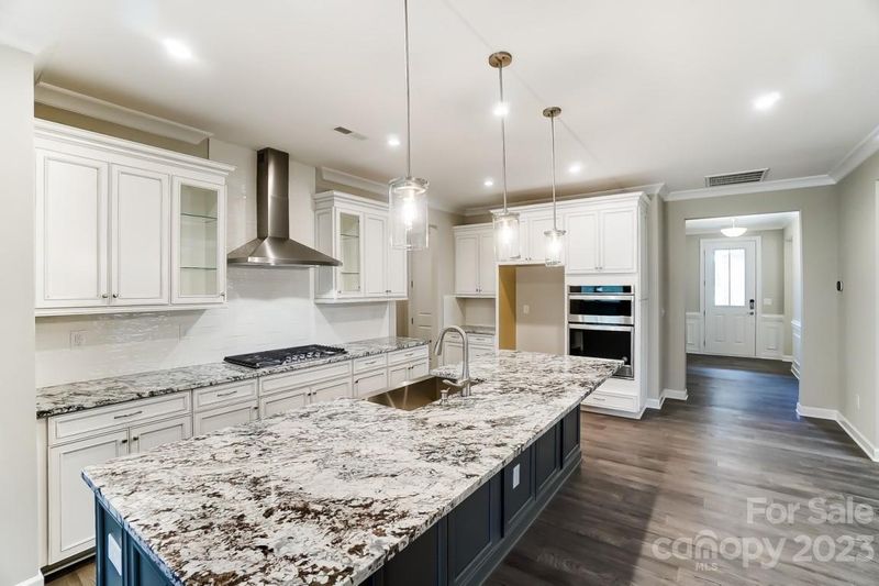 9510 Liberty Hill Dr, Mint Hill, NC 28227