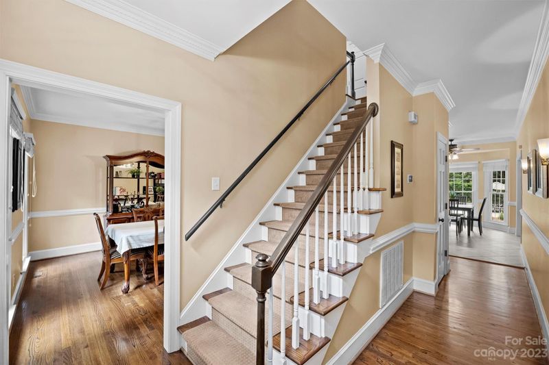 3033 Michelle Dr, Matthews, NC 28104