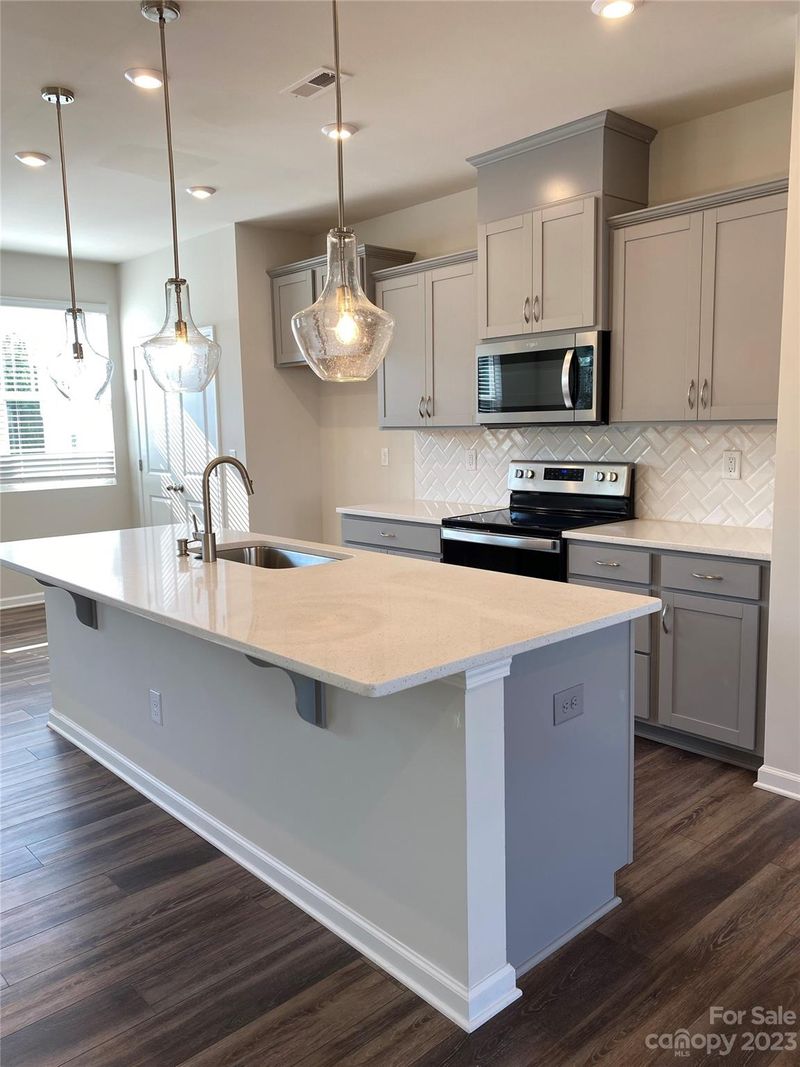 3129 Pirates Pl #104, Charlotte, NC 28216