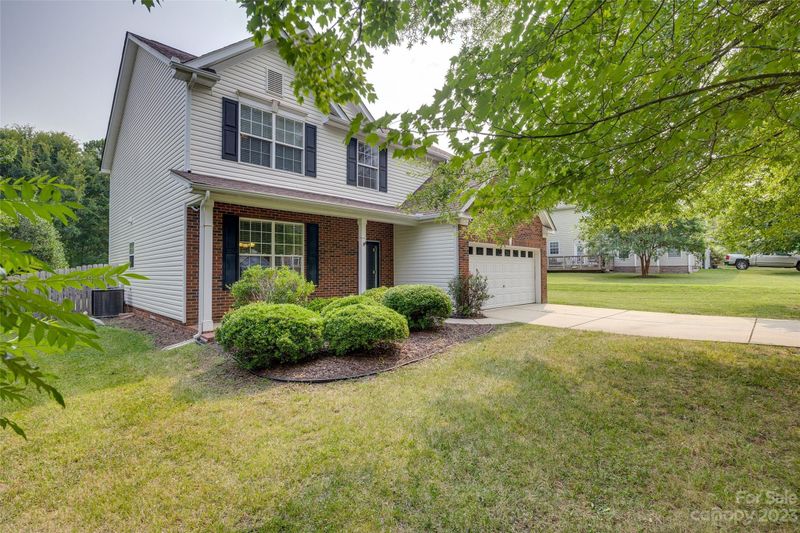 506 Gillcreek Ct, Clover, SC 29710