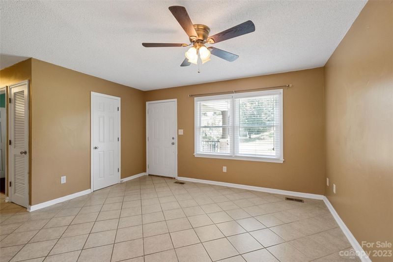 79 NW 1st St, Concord, NC 28027