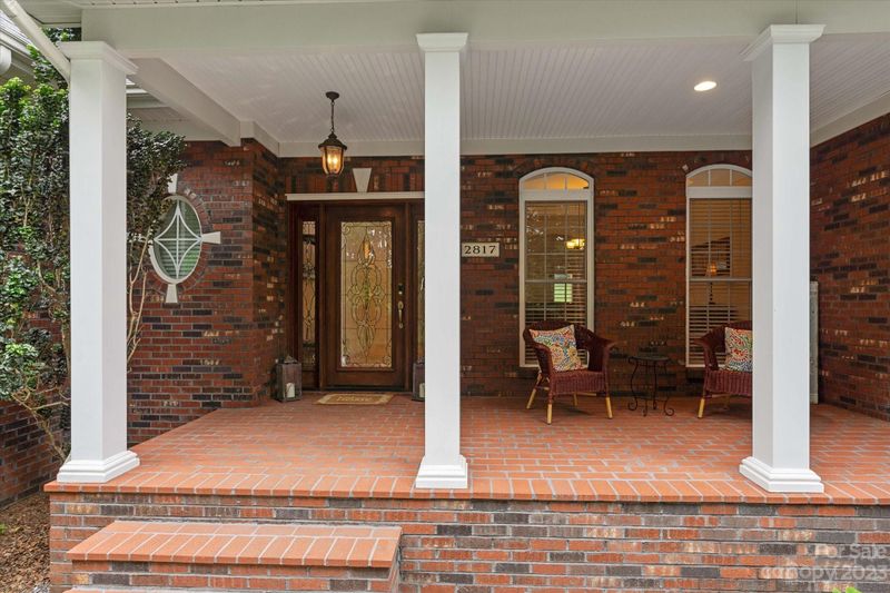 2817 5th St NE, Hickory, NC 28601