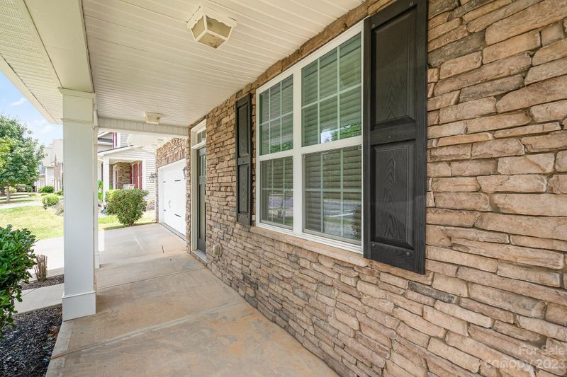 5838 Langwell Ln, Charlotte, NC 28278