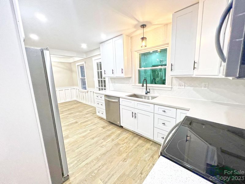 654 Harper Ln, Gastonia, NC 28054