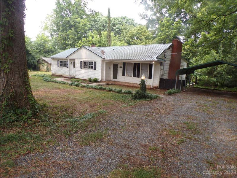103 Pine St, Belmont, NC 28012