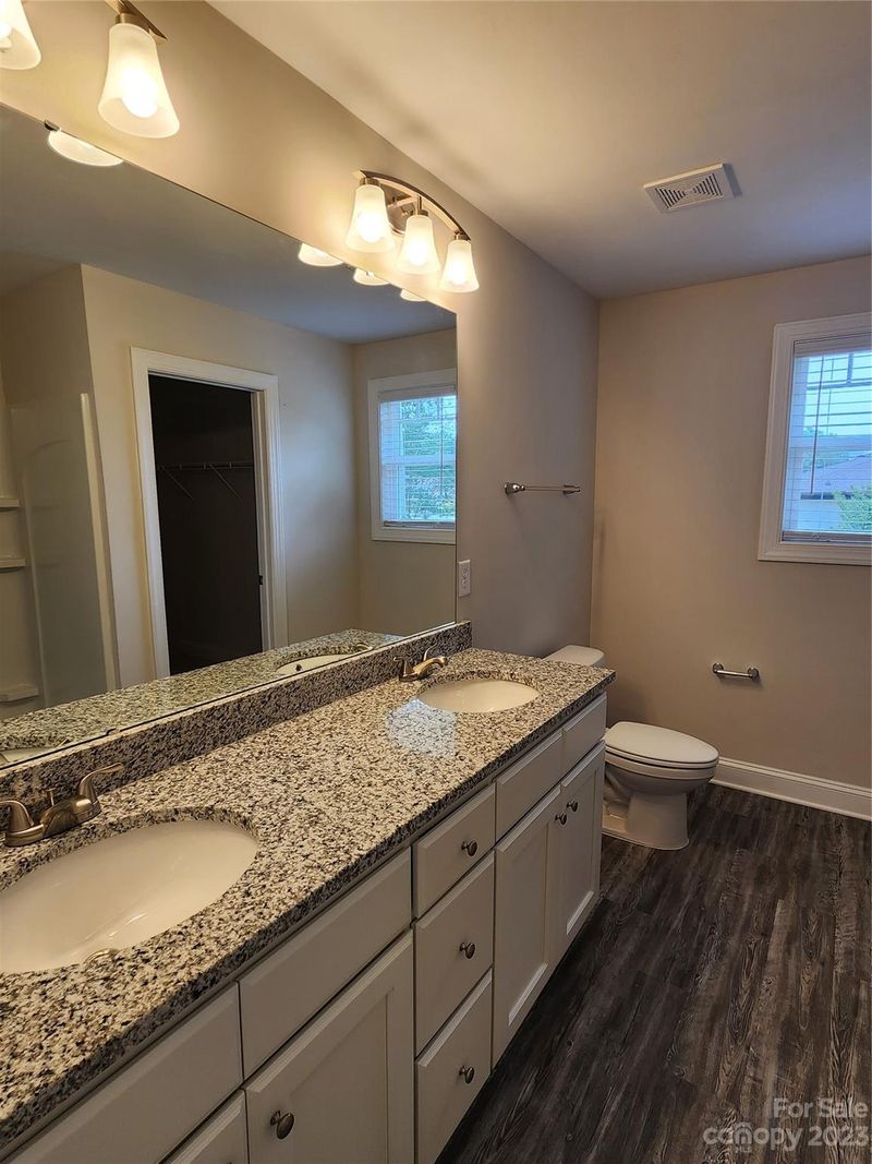 1613 Moose Rd, Kannapolis, NC 28083