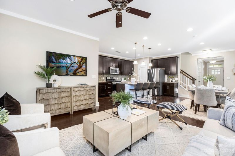 2416 Double Oaks Rd, Charlotte, NC 28206