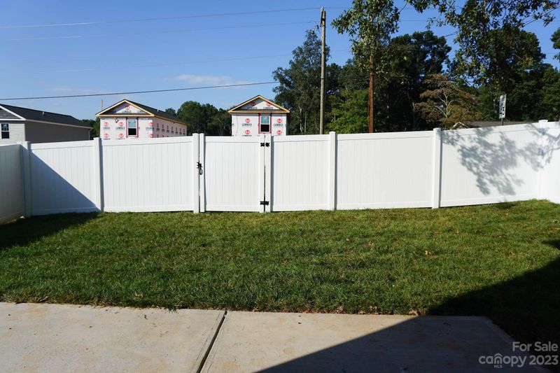 2558 Snow Creek Rd NE, Hickory, NC 28601