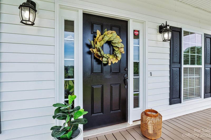 690 Williamsburg Rd, Olin, NC 28660