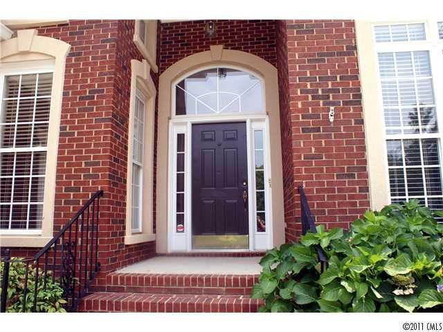 5338 Shannamara Dr, Matthews, NC 28104