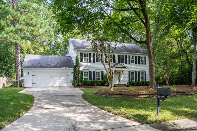 5015 Truscott Rd, Charlotte, NC 28226