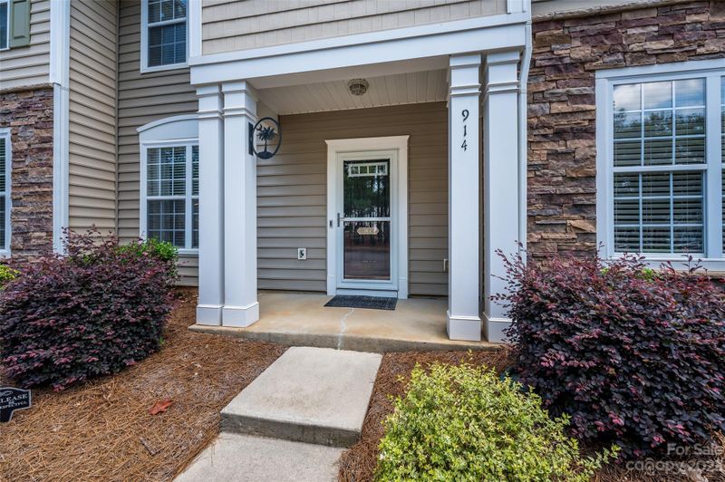 914 Coffee Tree Ln, Rock Hill, SC 29732